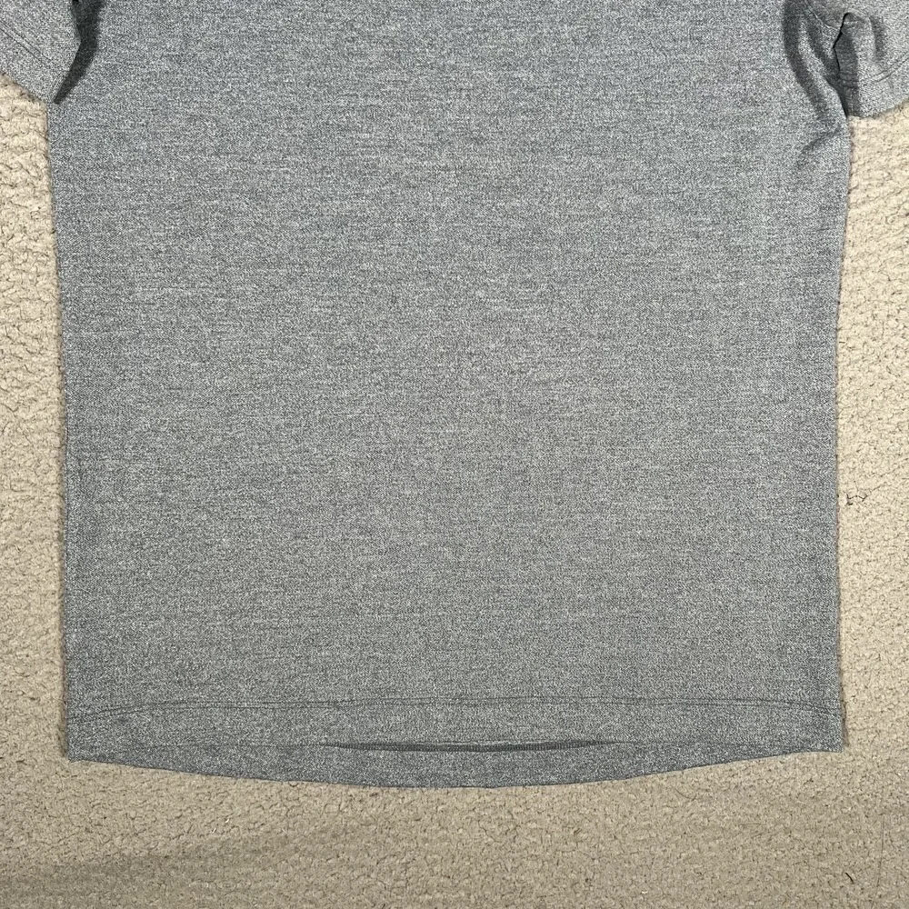 Lululemon Shirt Mens Small Blue Pique‎ Knit Golf Polo Casual Preppy Logo Stretch